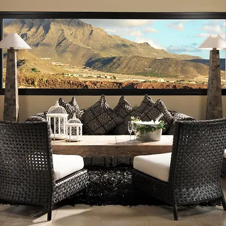 Royal Garden Villas, Luxury Адехе