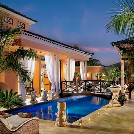 호텔 Royal Garden Villas, Luxury 아데제