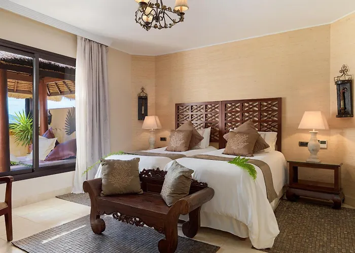 Royal Garden Villas, Luxury 5* אדחה