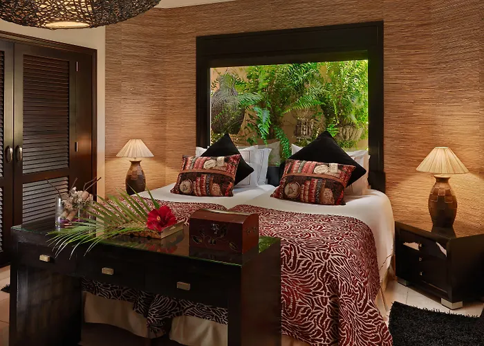 מלון Royal Garden Villas, Luxury אדחה