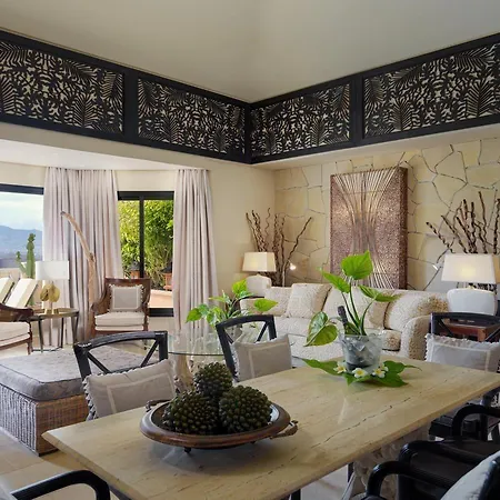 Royal Garden Villas, Luxury 5* אדחה