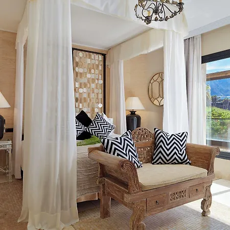 Ξενοδοχείο Royal Garden Villas, Luxury 5*