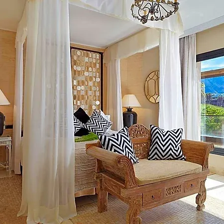 호텔 Royal Garden Villas, Luxury