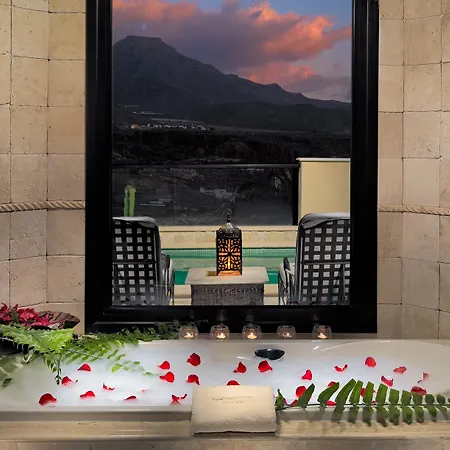 Royal Garden Villas, Luxury Hotel 5*