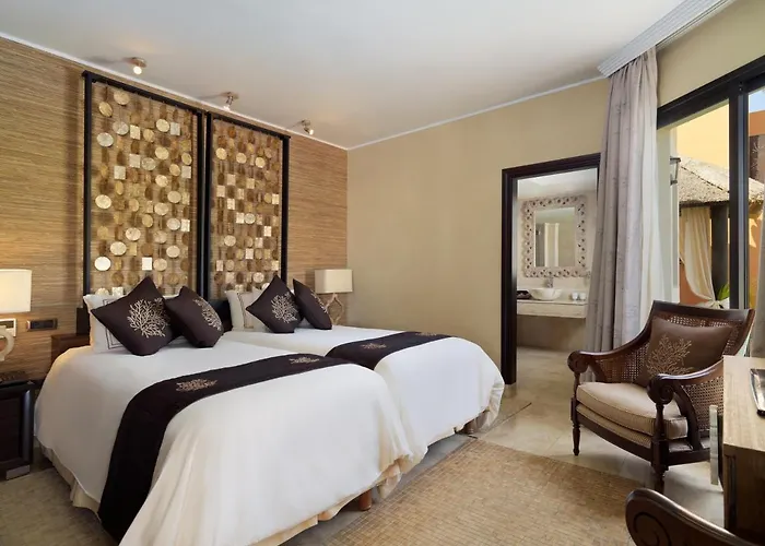 Royal Garden Villas, Luxury 酒店