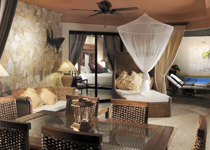 فندق Royal Garden Villas, Luxury 5*