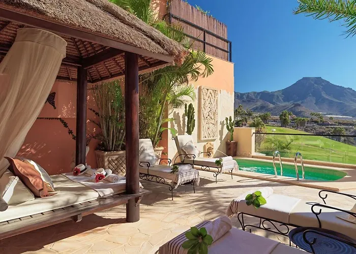 מלון Royal Garden Villas, Luxury