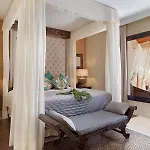 Royal Garden Villas, Luxury Hotell 5*