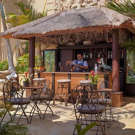 Royal Garden Villas, Luxury ホテル 5*