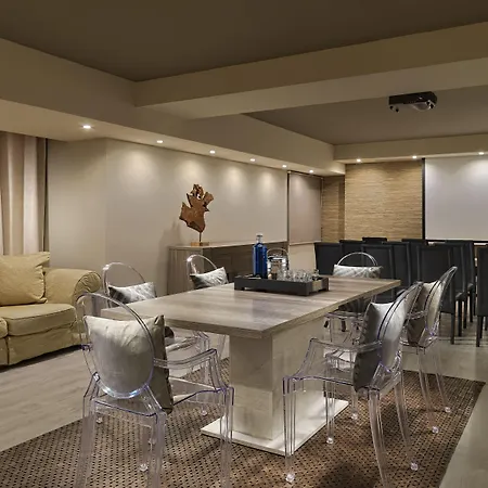 Royal Garden Villas, Luxury Адехе