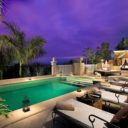Royal Garden Villas, Luxury Адехе